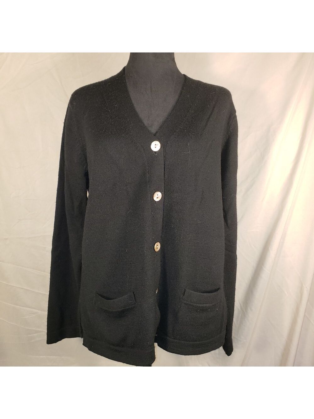 Tabi Classic Black Women's Wool Cardigan with Button Detail - M
